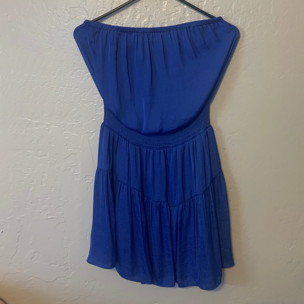 strapless dress